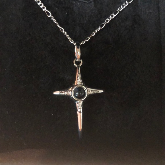 Visilove Jewelry - Visilove Necklace Praying hands Cross NWT …